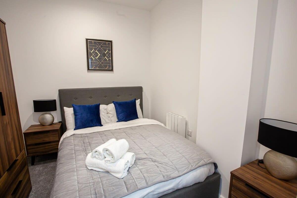 Lovely Open Plan 1 Bedroom Apartment In Bolton Exteriér fotografie
