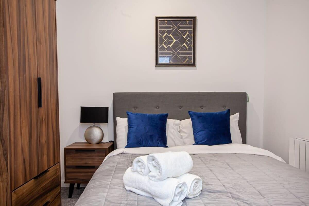 Lovely Open Plan 1 Bedroom Apartment In Bolton Exteriér fotografie