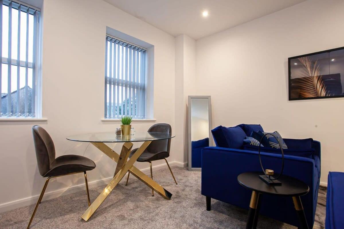 Lovely Open Plan 1 Bedroom Apartment In Bolton Exteriér fotografie